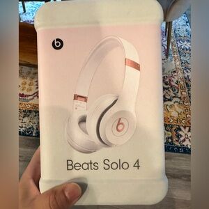 Brand New Beats Solo 4 Headphones in Cloud Pink